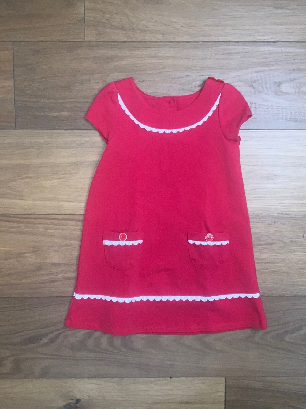 Gymboree Red and White Dress Size 5T Button and Ribbon Accents.